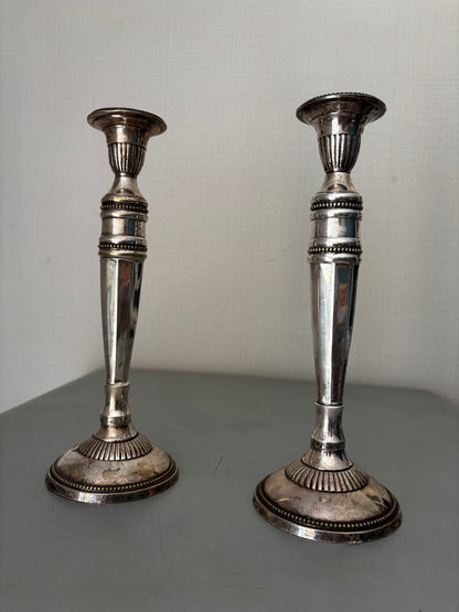 Bougeoirs Flambeaux Démontables en Bronze Argenté Style Louis XVI grand modèle, 28cm