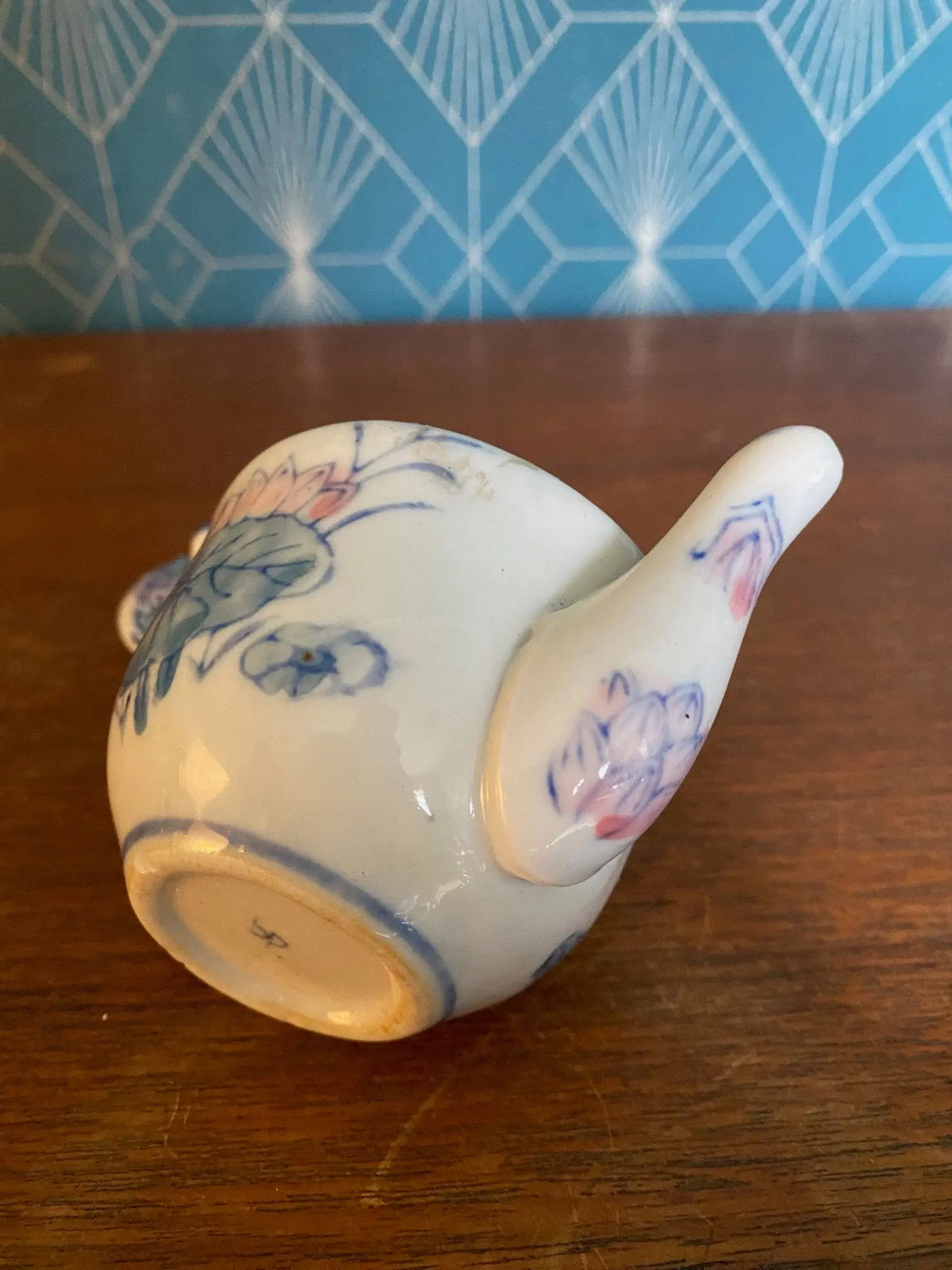Porcelaine Chinoise, théière, Tasse et Sous-tasse en Porcelaine blanche d'Asie. Antiquités de France