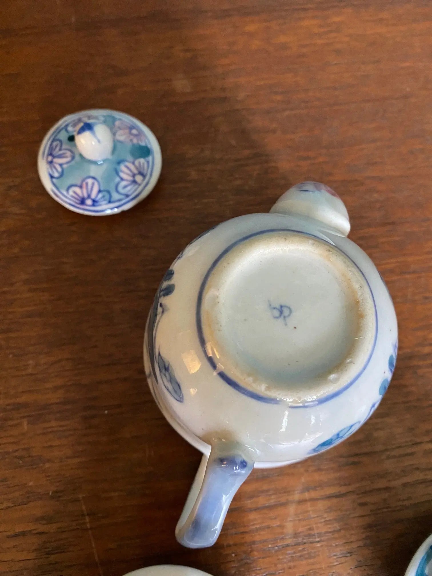 Porcelaine Chinoise, théière, Tasse et Sous-tasse en Porcelaine blanche d'Asie. Antiquités de France