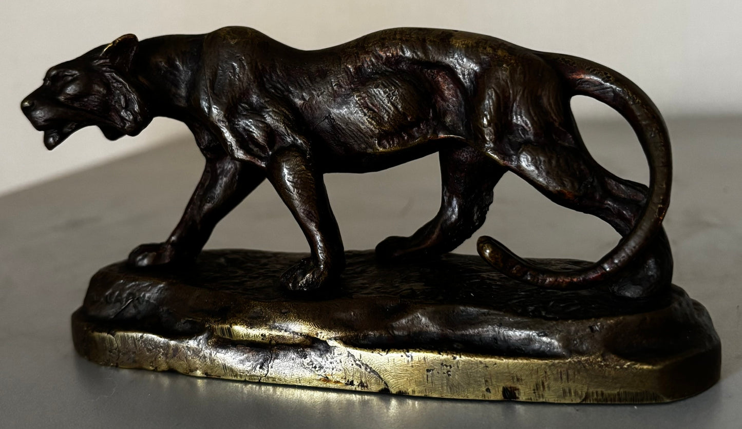 Bronze animalier Art Déco Panthère signée Louis Albert Carvin 1920. Superbe patine brun