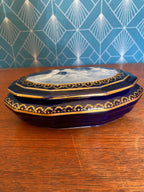 Bonbonnière Camille Tharaud Limoges – porcelaine bleue, camée chérubins, rare 17-{{shop name}}