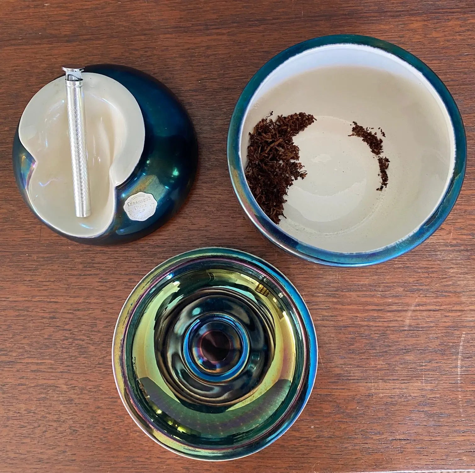 Céramique Française vintage, reflets métalliques irisés. 2 nécessaires de fumeurs, numérotées. Antiquités de France