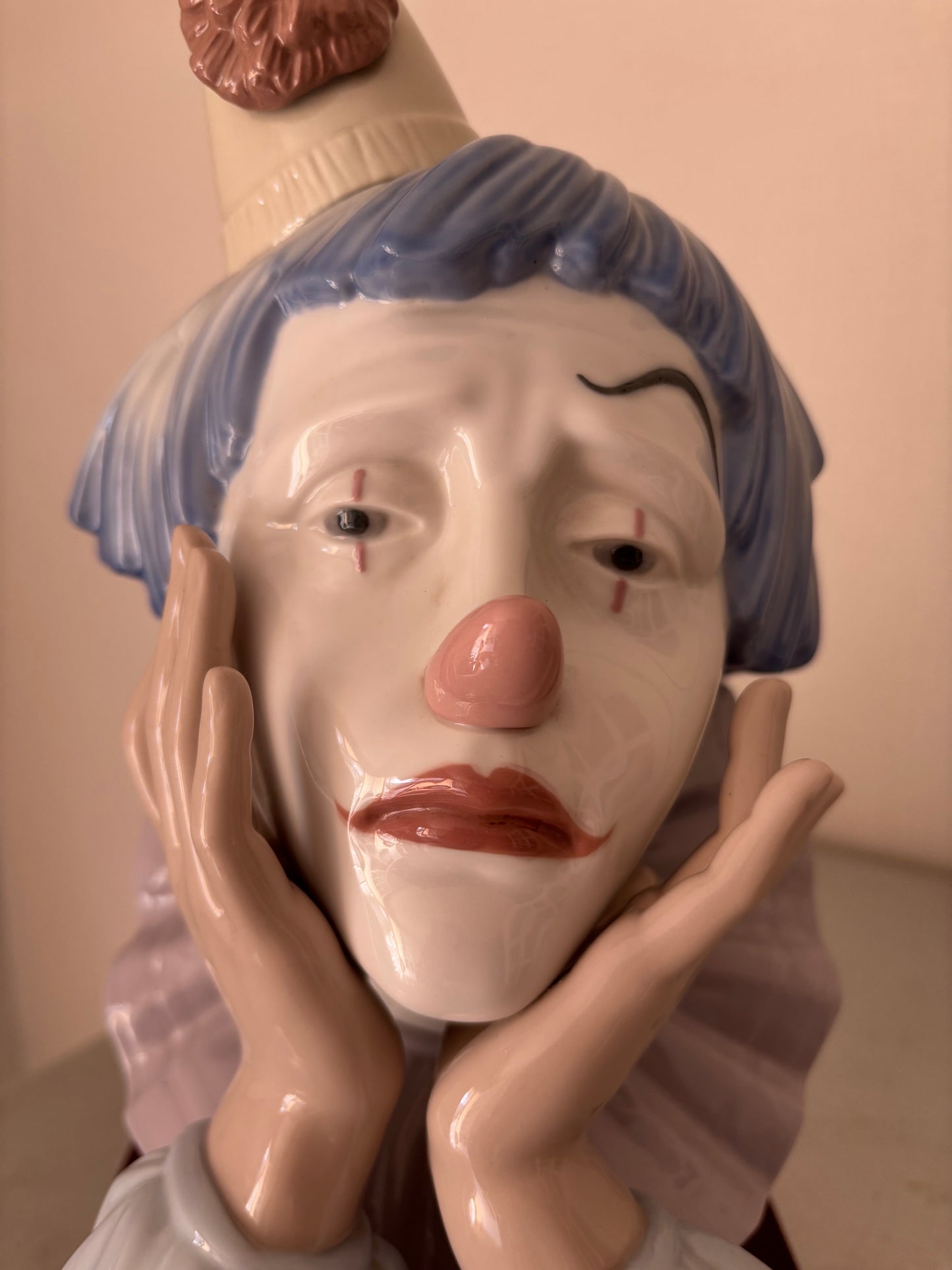 Bustes de Clowns Tristes en Porcelaine Lladró par José Puche (31 cm & 27 cm) – Pièces Vintage.