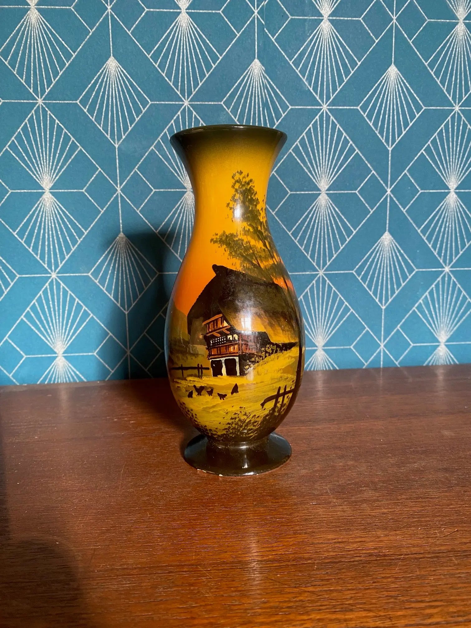 Vase en céramique émaillée, signé, numéroté, milieu XXème, Majolika. Antiquités de France