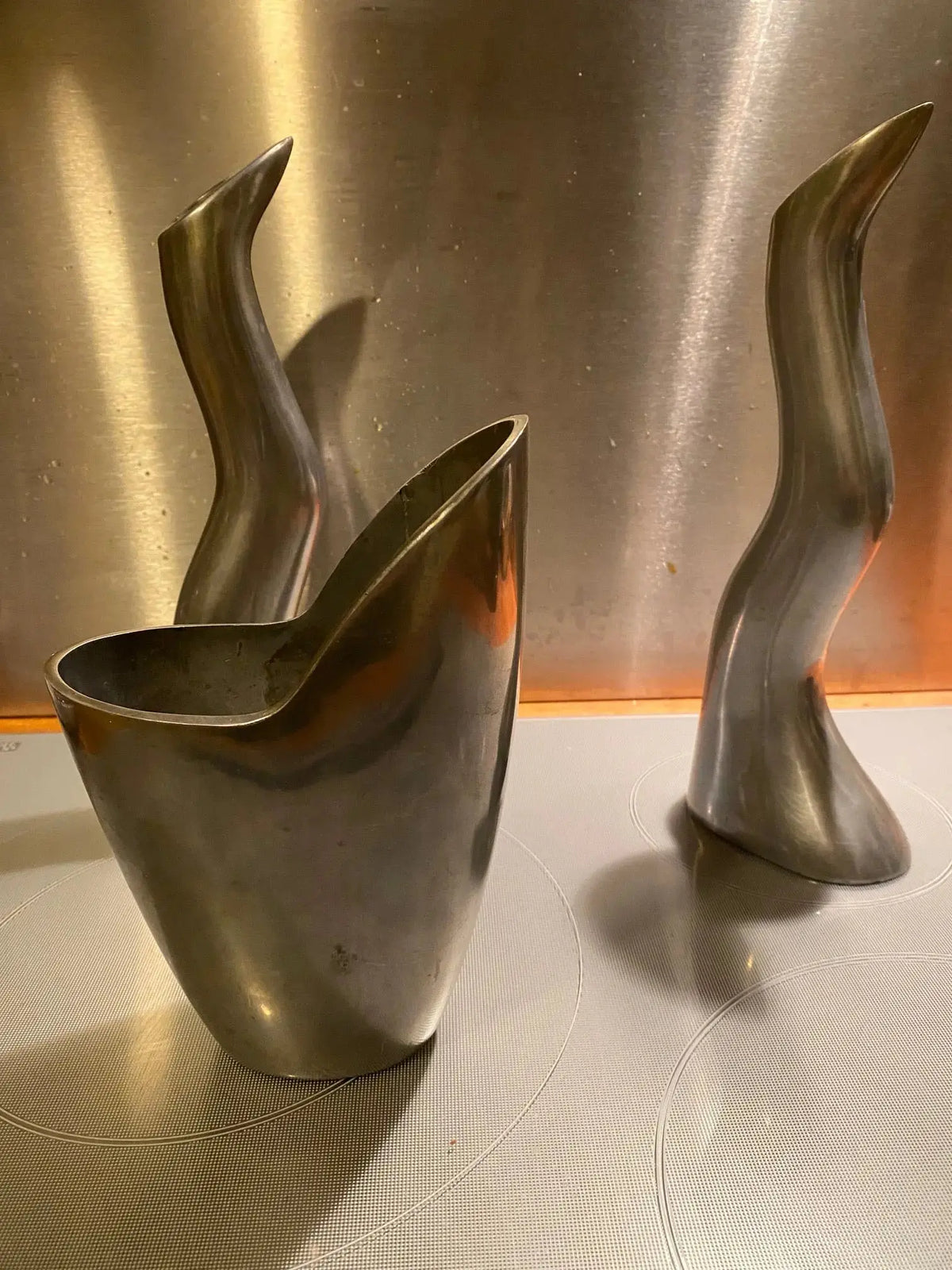 Vase design, bougeoirs design, Anna Efverlund, bel ensemble des années 80. Antiquités de France