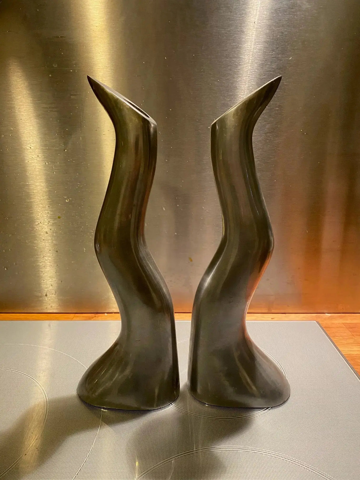 Vase design, bougeoirs design, Anna Efverlund, bel ensemble des années 80. Antiquités de France