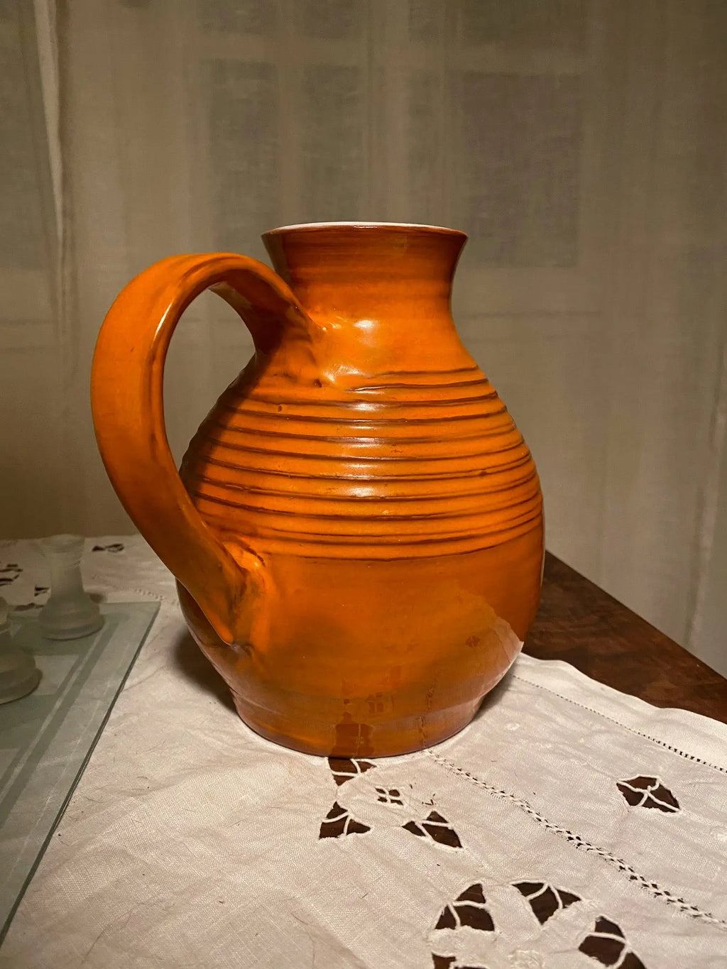 Pichet ancien signé, en céramique émaillée, St Maximin. Milieu XXème. Antiquités de France