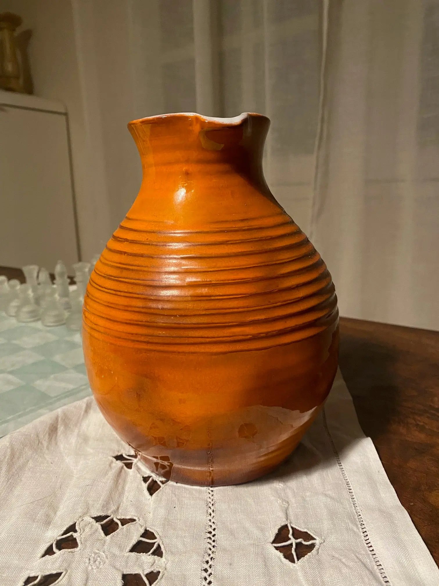 Pichet ancien signé, en céramique émaillée, St Maximin. Milieu XXème. Antiquités de France