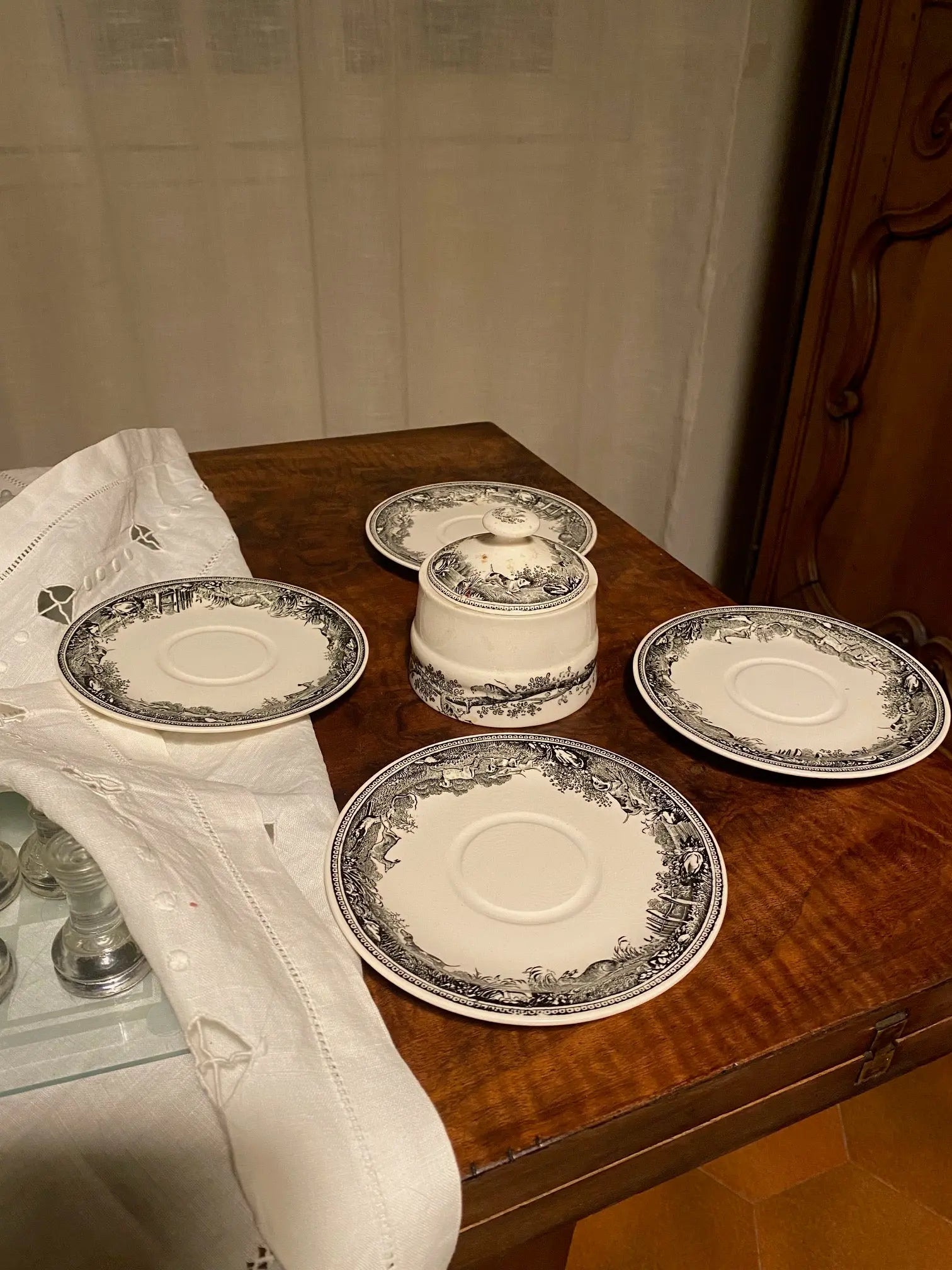 VILLEROY ET BOCH, sous tasses, SUCRIER à couvert, collection Artemis, début XXe. Antiquités de France