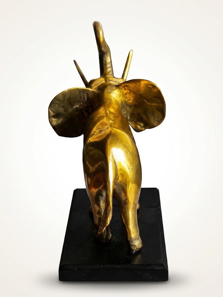 Sculpture d'Eléphant en Laiton massif sur Socle Bois 20x20 Hollywood Regency.