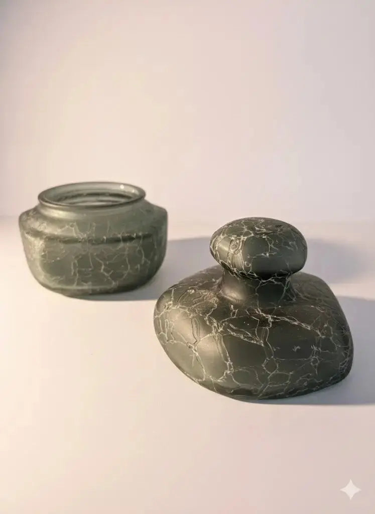 Duo de flacons en verre craquelés de la maison Marcel Franck France.-{{shop name}}