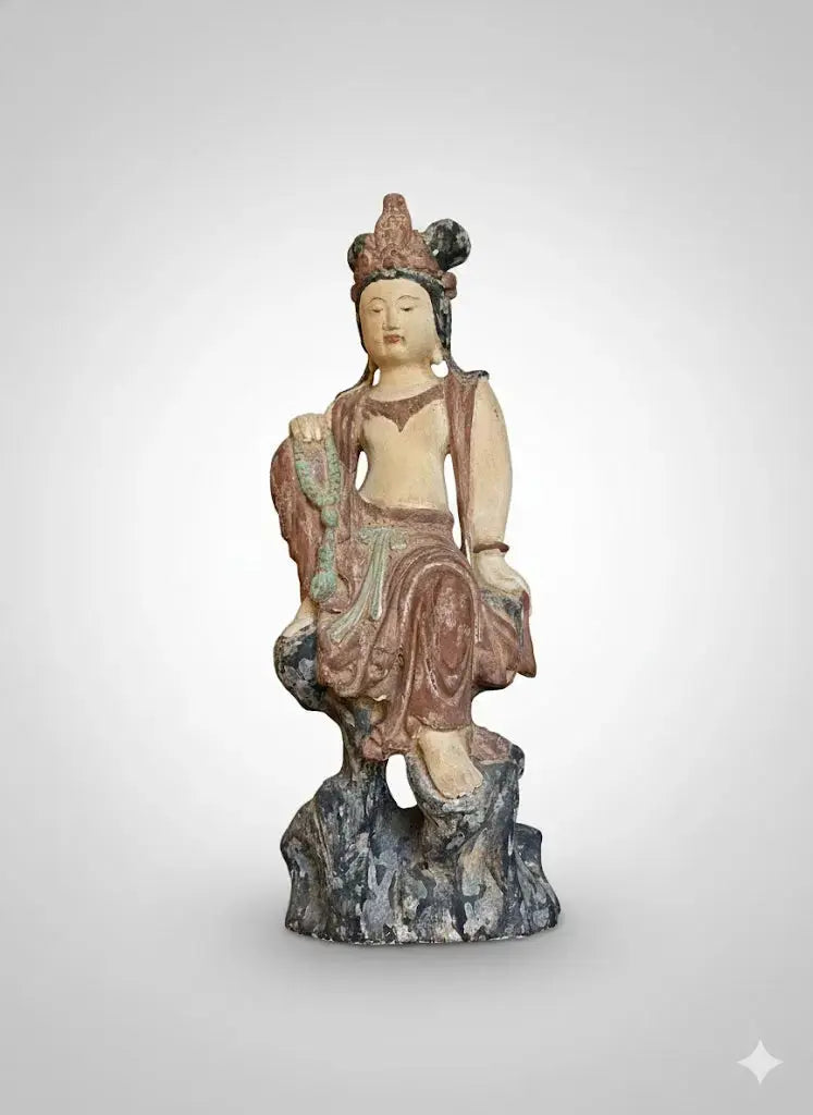 Statue chinoise ancienne Guanyin, dynastie Song ( 960-1279) terre cuite. - Antiquités de France